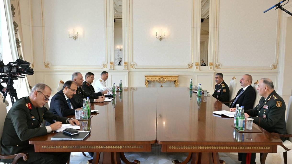 阿塞拜疆总统接见土耳其总参谋长