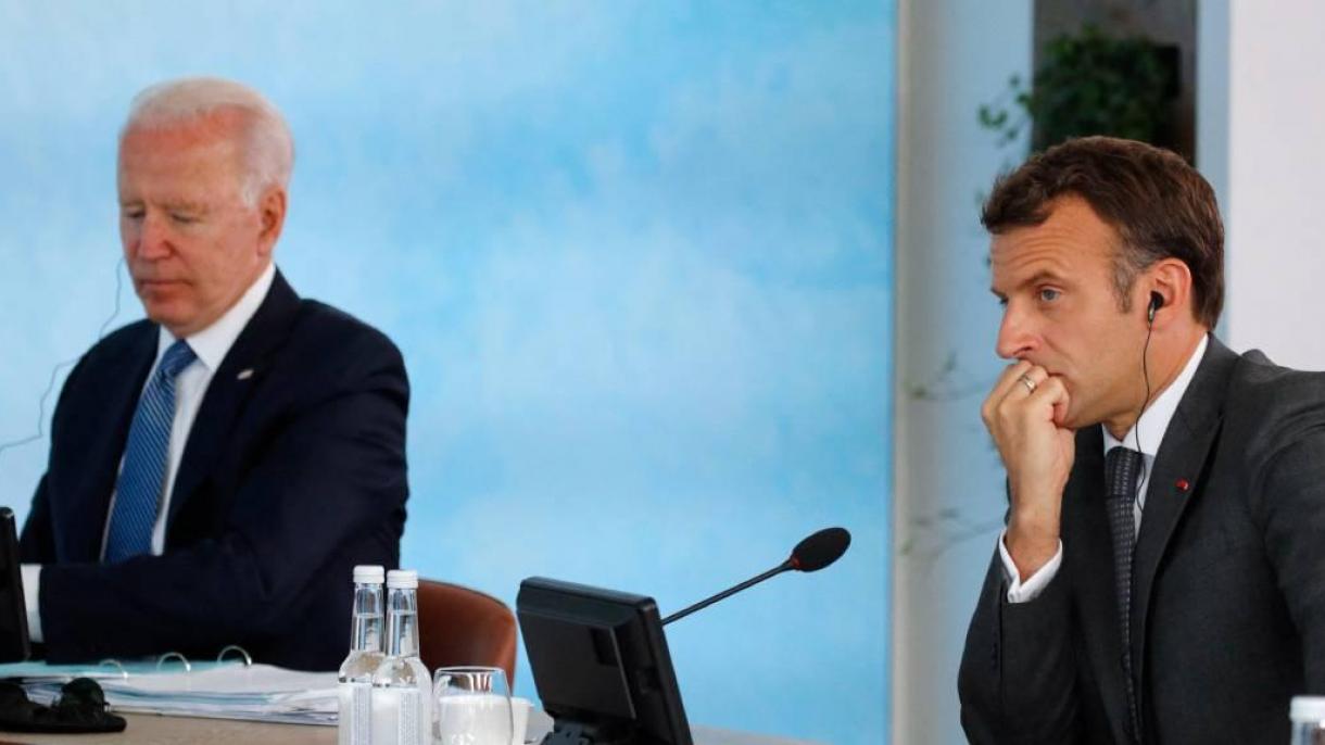 Emmanuel Macron e Joe Biden discutono degli attacchi israeliani a Gaza