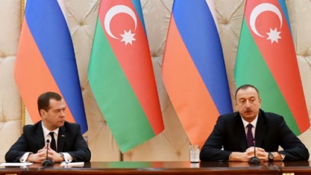 Медведев посети Баку