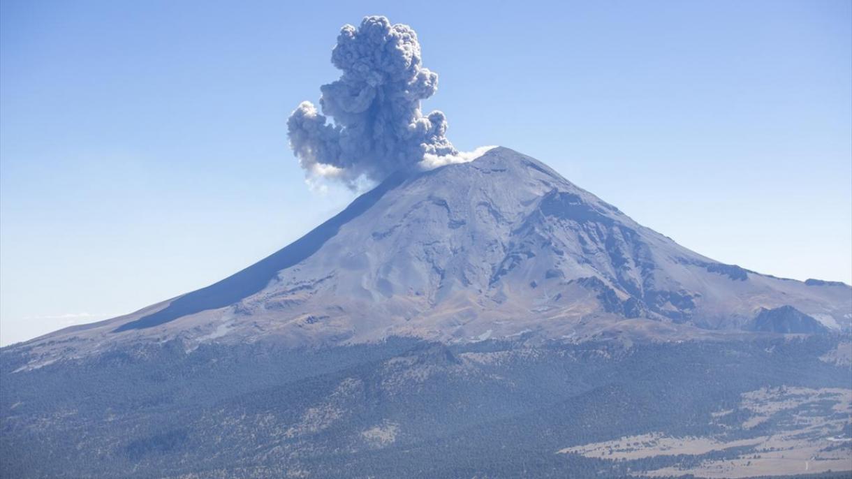 Volcán Popocatépetl en México reportó 293 exhalaciones en las últimas 24 horas