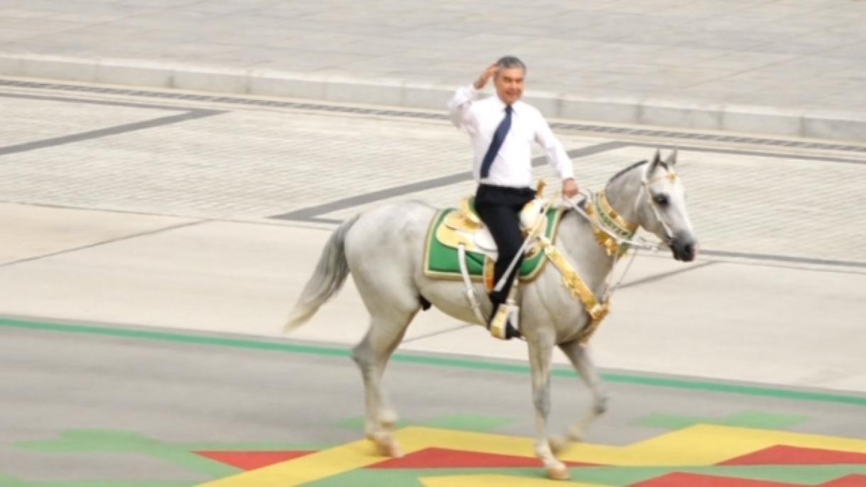 Türkmenistan’da Bağımsızlığın 30. Yılı Coşkuyla Kutlanıyor (3).jpg