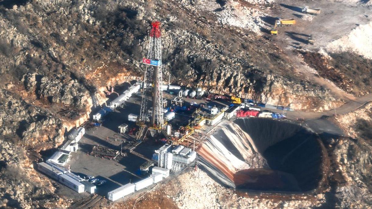 Alcanza los 25 mil barriles la producción diario de crudo en el monte Gabar, Şırnak