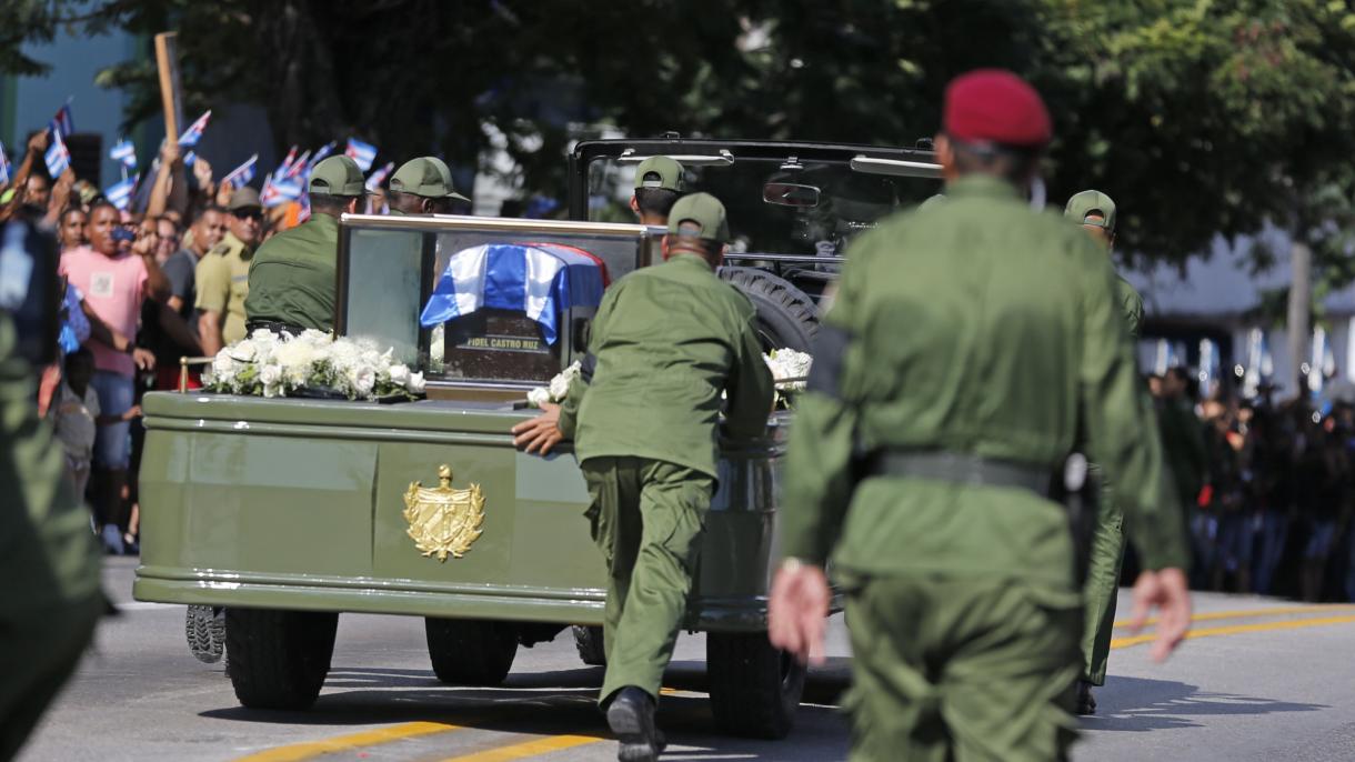 کیوبا  آج اپنے لیڈر فیڈل کاسٹرو کو سپرد خاک کر رہا ہے