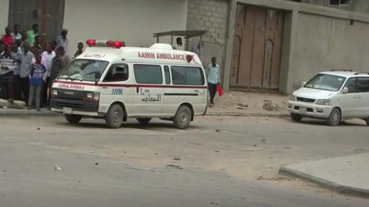 صومالیہ میں وزرا اور پارلیمانی ممبران کے قیام کردہ ہوٹَل کے جوار میں خود کش حملہ