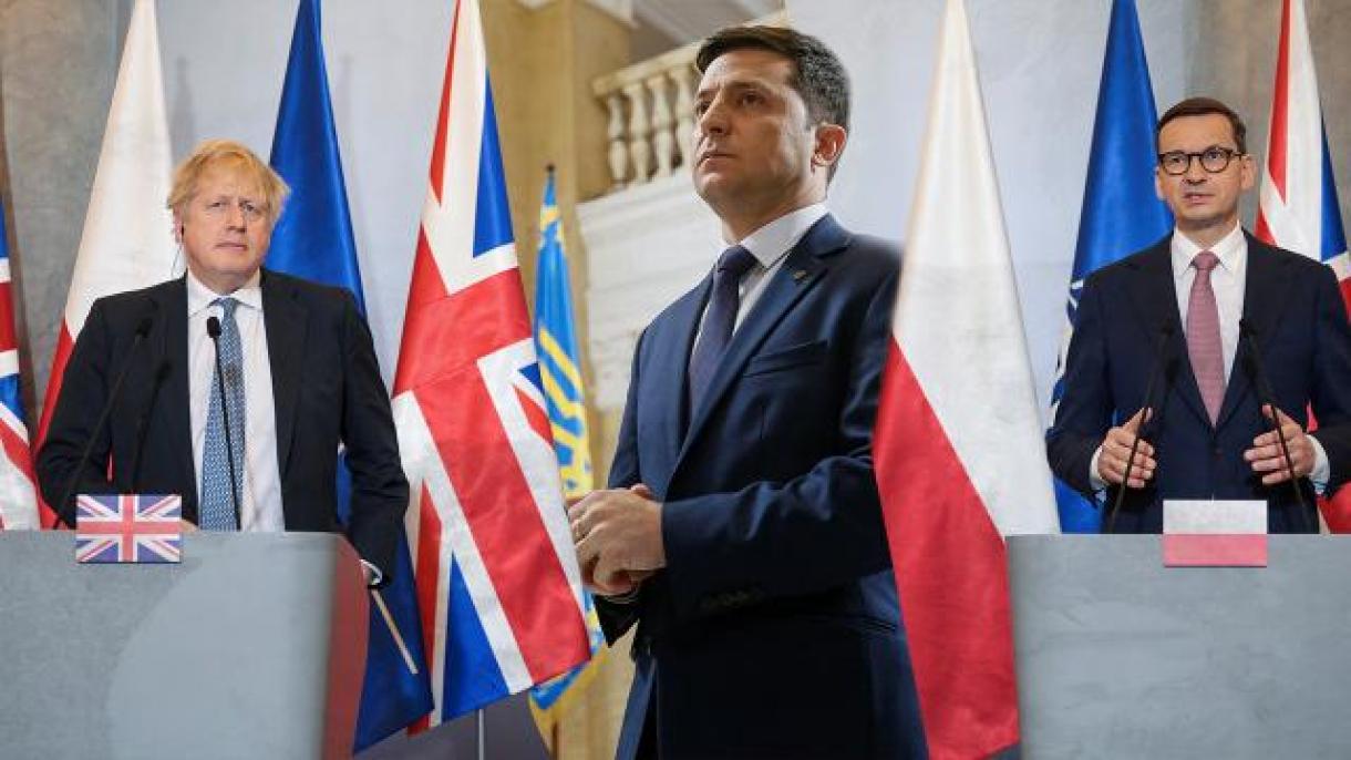 Украйна, Великобритания и Полша обявиха тристранен съюз...