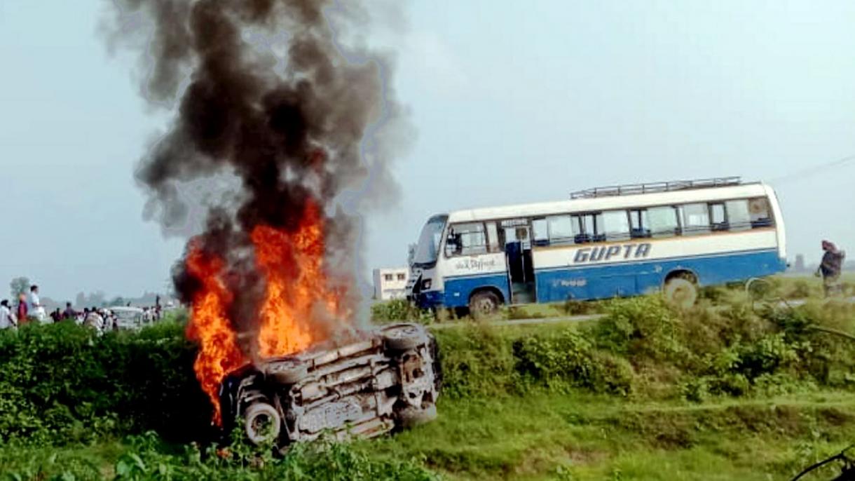 بھارت: وزیر داخلہ کے قافلےکی گاڑی مظاہرین پر چڑھ گئی،8 افراد ہلاک