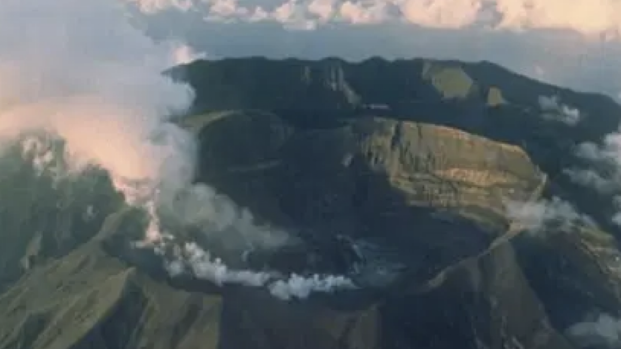 El volcán Soufriere, en el Caribe entra en erupción tras 40 años inactivo