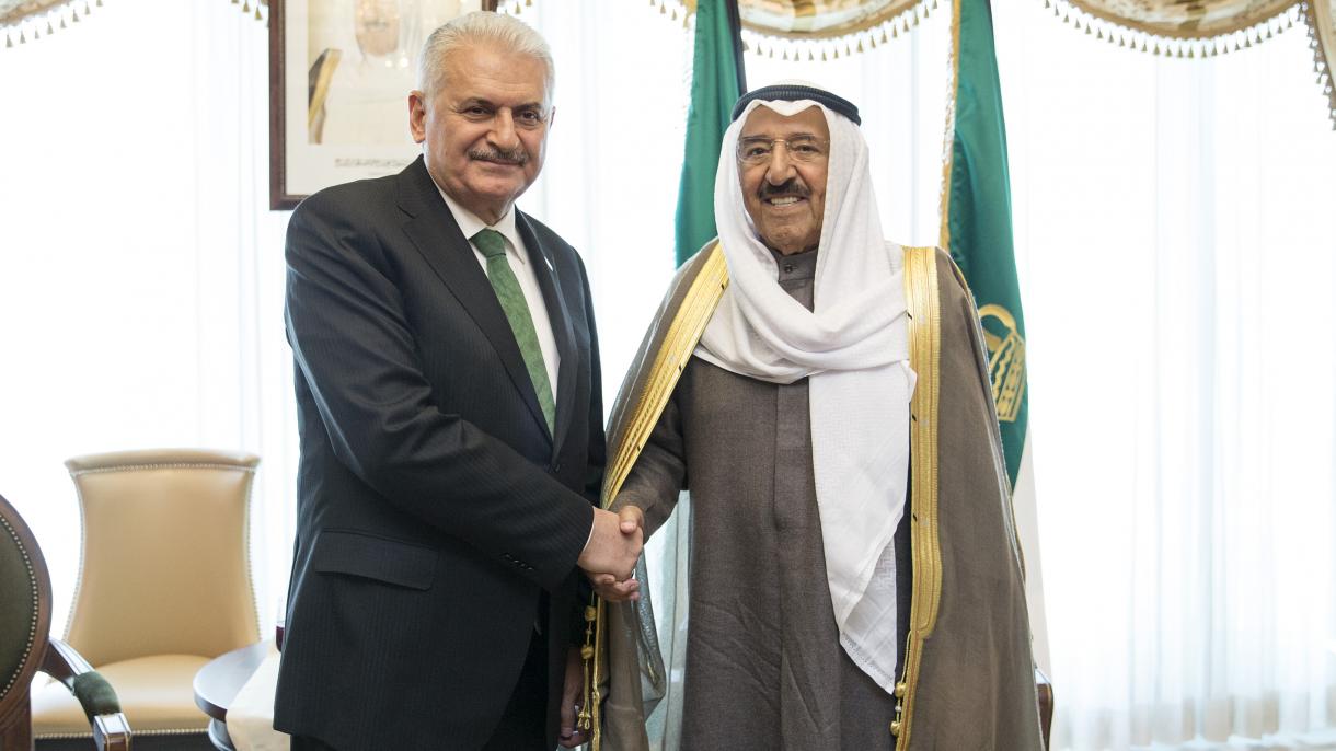 وزیر اعظم  بن علی یلدرم کی کویت کے امیر شیخ  صباح احمد  جابرال صباح سے ملاقات