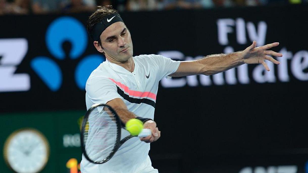 Roger Federer, yarımfinala vəsiqə qazanıb