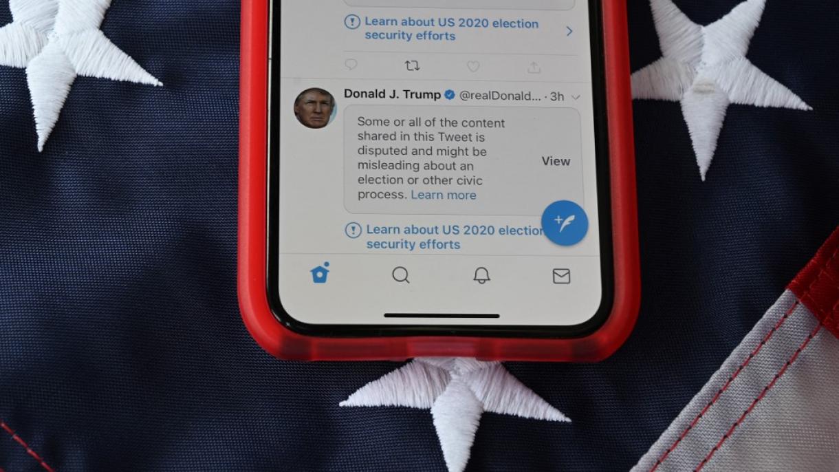 Trump retorna às mídias sociais com uma 'nova plataforma'