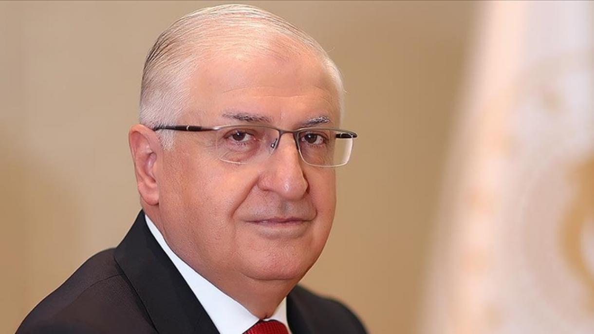 Министърът на отбраната Гюлер коментира посещението на Барзани в Анкара