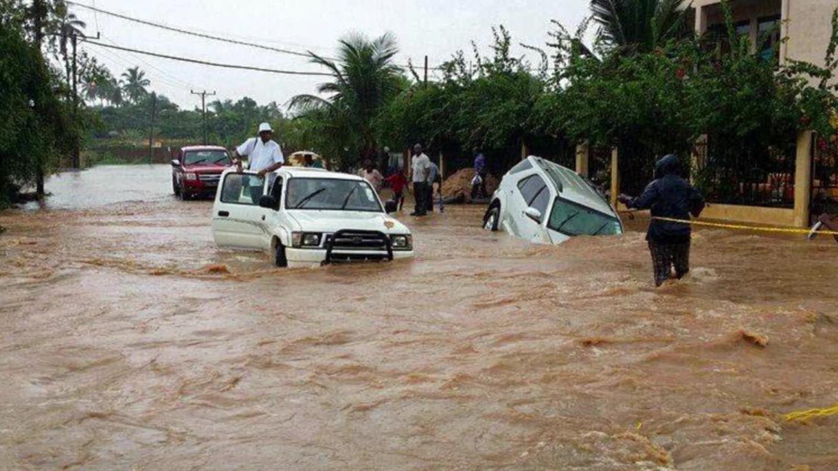 Erős esőzések miatt tíz ember életét vesztette Mozambikban