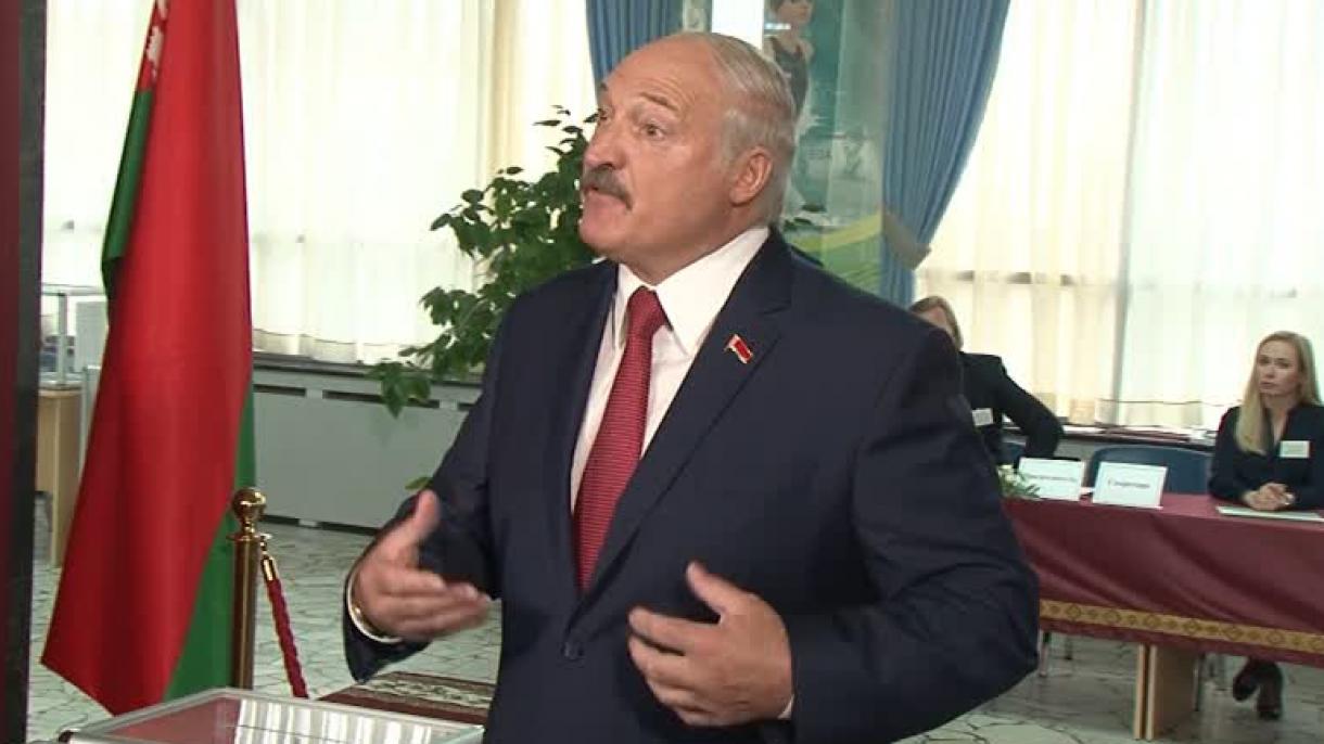 Lukaşenko: "Bu saýlaw iň kynklaryndan biri" diýdi