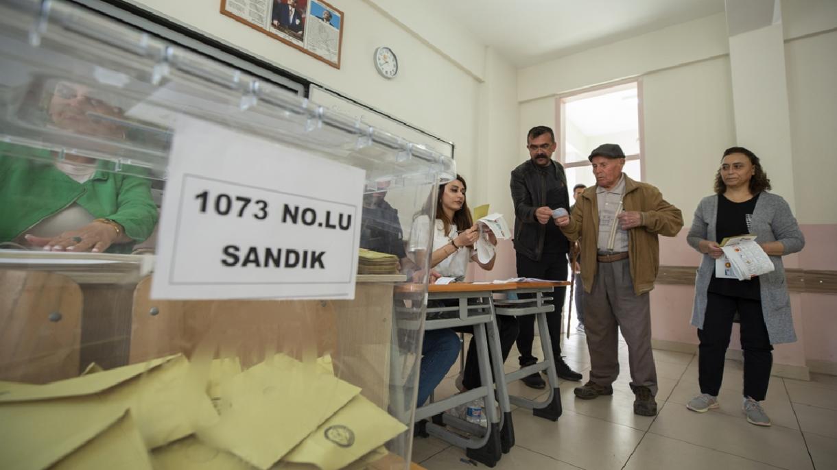 A második fordulóban dől el török elnökválasztás