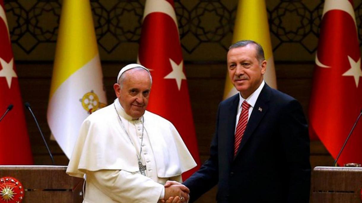 Prezident Erdogan Rim Papasy Fransiske gynanç bildirdi