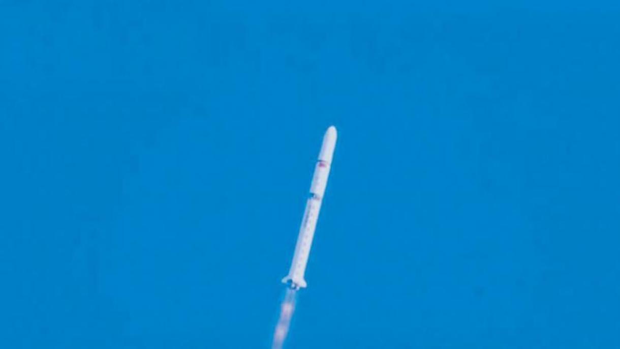 Arabia Saudí lanza al espacio su primer satélite de comunicaciones