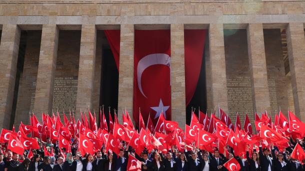 Hoy es el 19 de mayo y se celebra el Día de la Conmemoración de Atatürk, de la Juventud y el Deporte