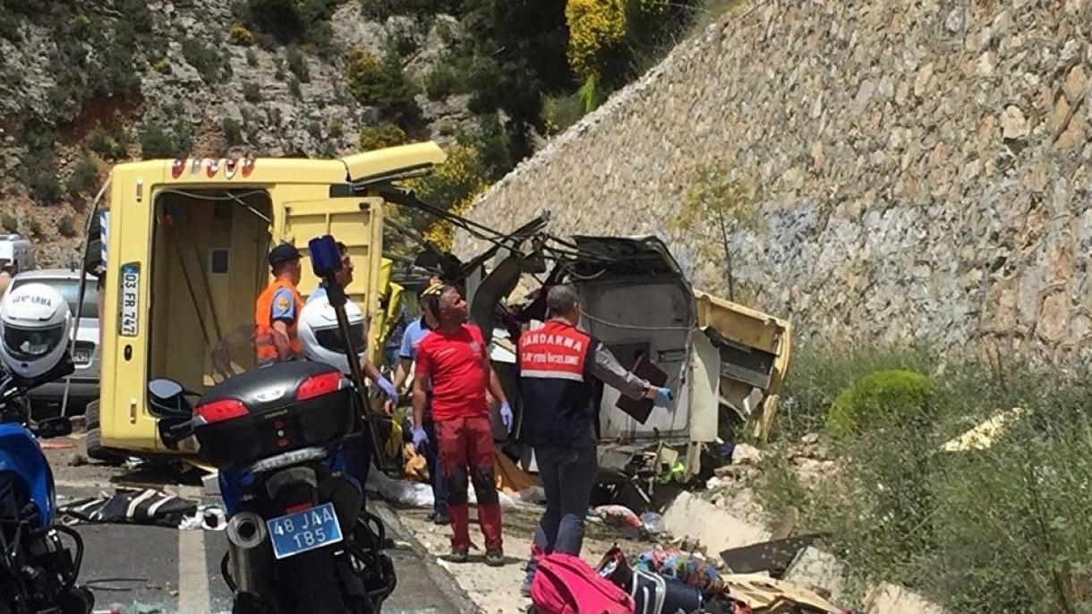 Acidente de ônibus mata mais de 20 no sudoeste da Turquia