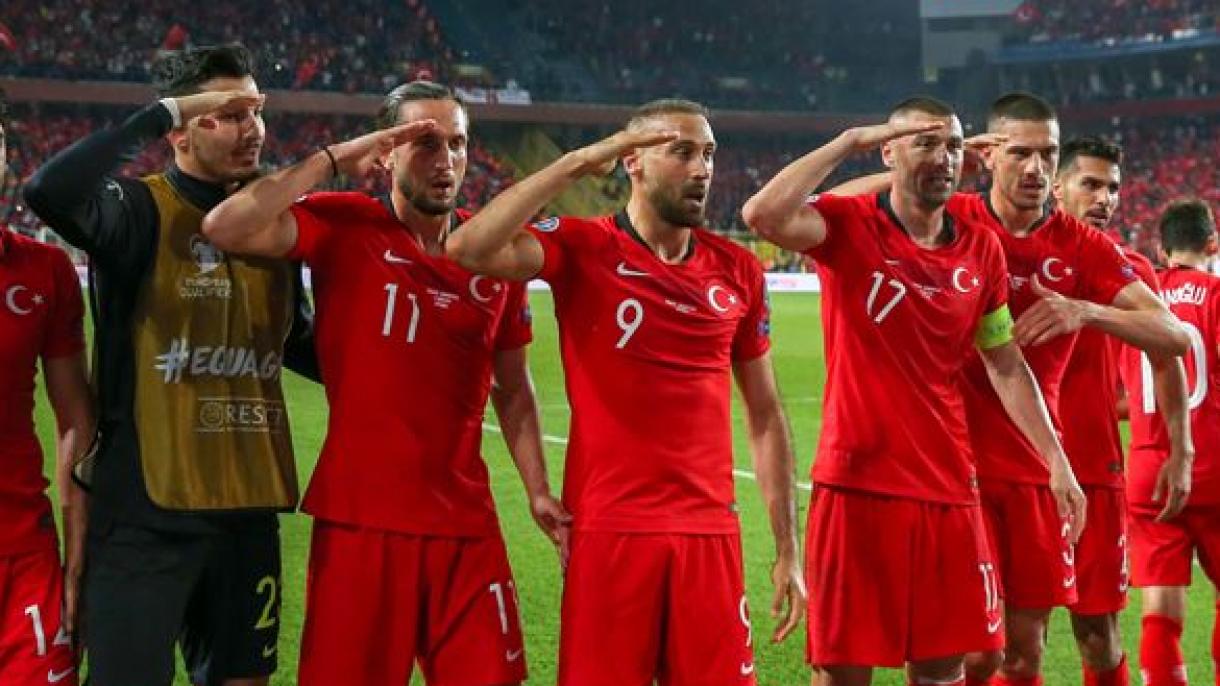 Turquía defiende el saludo militar de sus jugadores en el partido contra Francia en la Eurocopa 2020