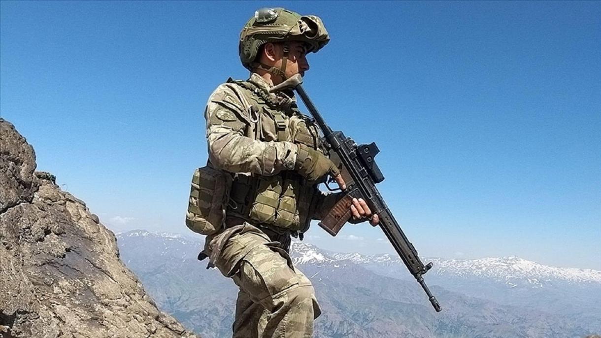 Hakkari welaýatynda PKK-a agza 4 terrorçy täsirsiz ýagdaýa getirildi