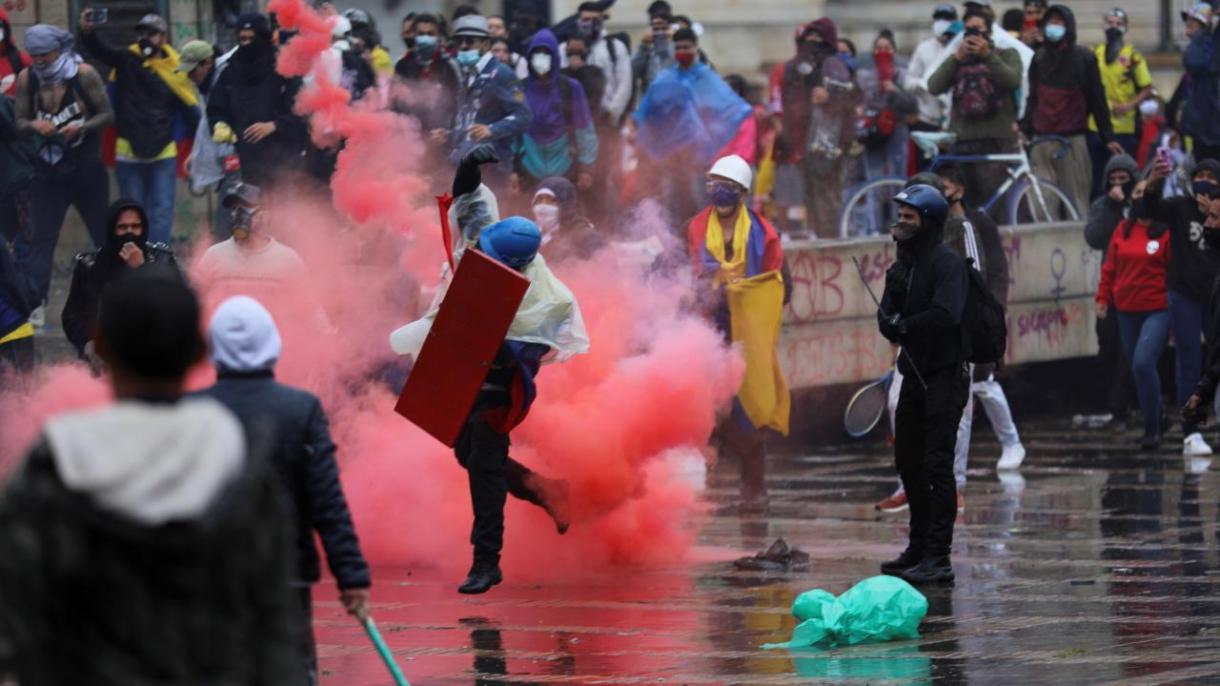 Kolumbiýadaky protestlerde ýogalýan adamlaryň sany artýar