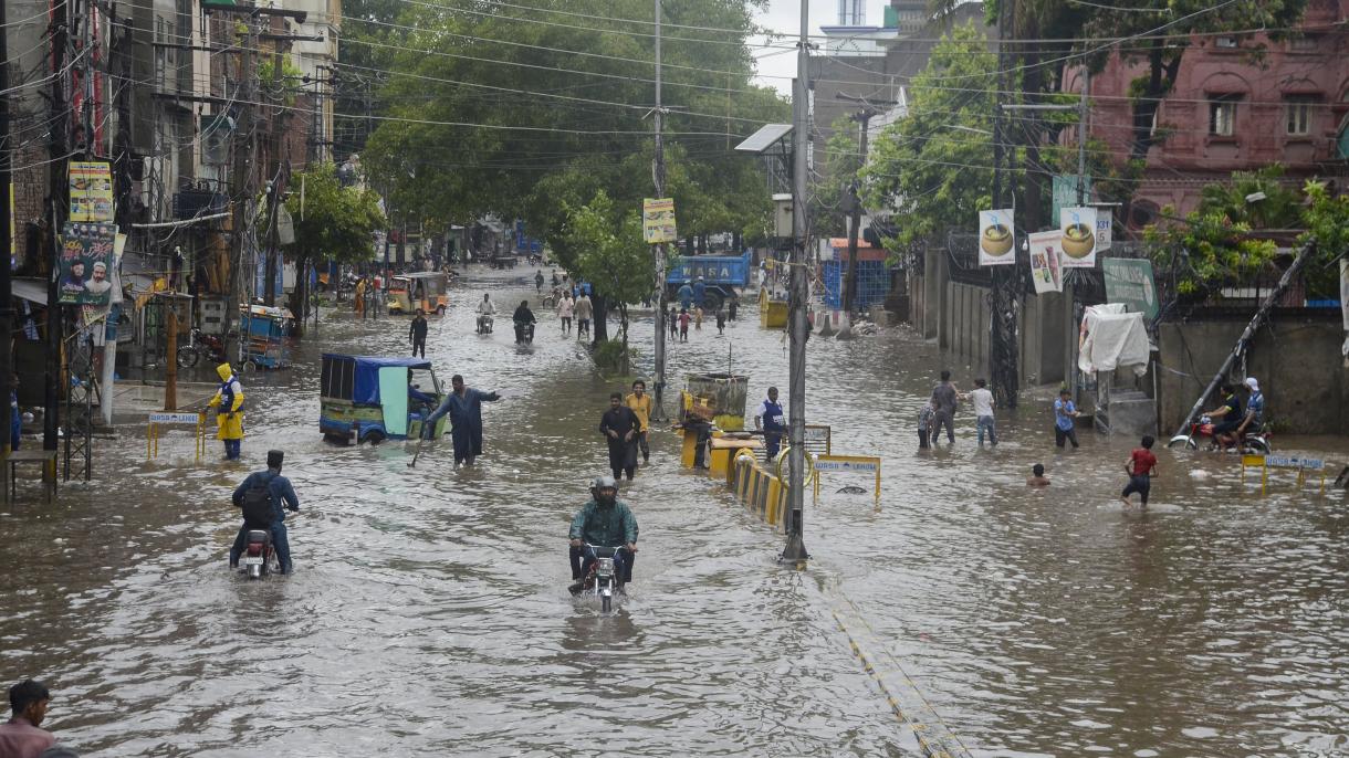 بارش باران‌های موسمی در پاکستان؛ 10 نفر جان باختند