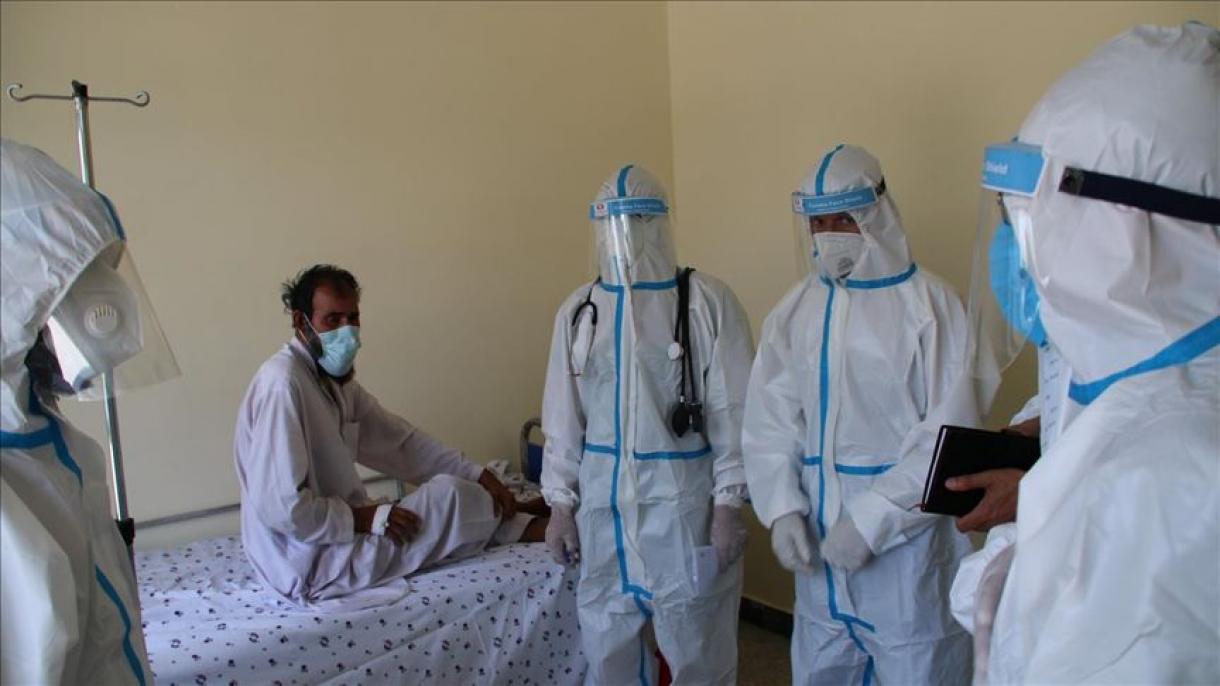 افغانستان ده 36 مینگ دن آرتیق کیشی کرونا ویروس نی یوقتیریب آلدی