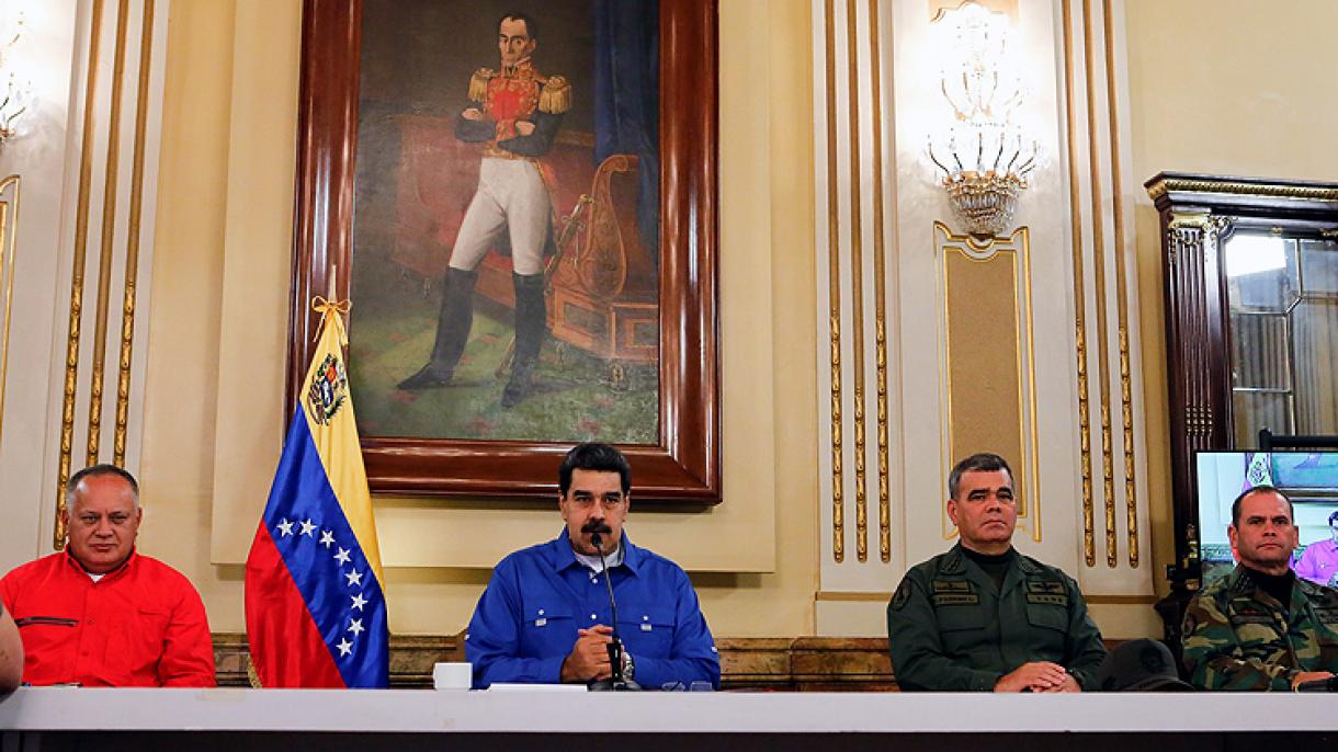 A venezuelai elnök bejelentése szerint meghiúsították a puccskísérletet