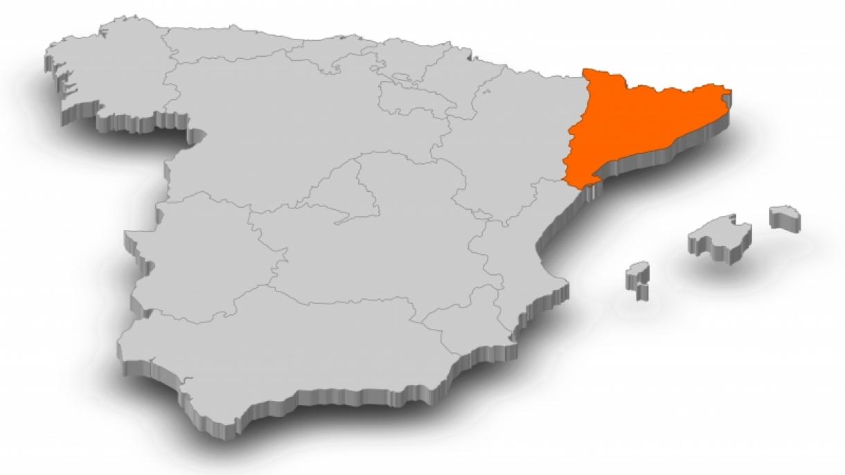 Puigdemont convoca al Parlament a aplicar el proceso hacia la independencia