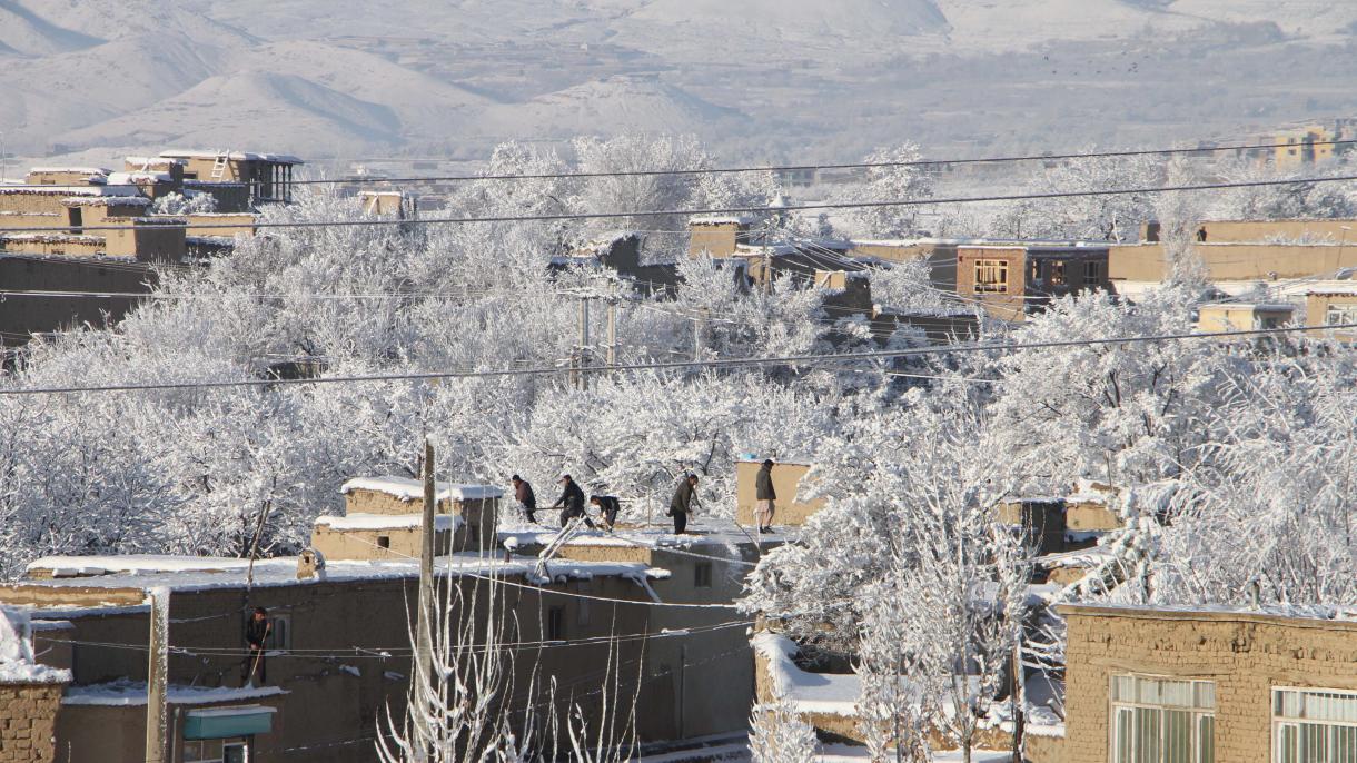 افغانستان میں شدید برف باری، سردی کیوجہ سے 27 بچے ہلاک