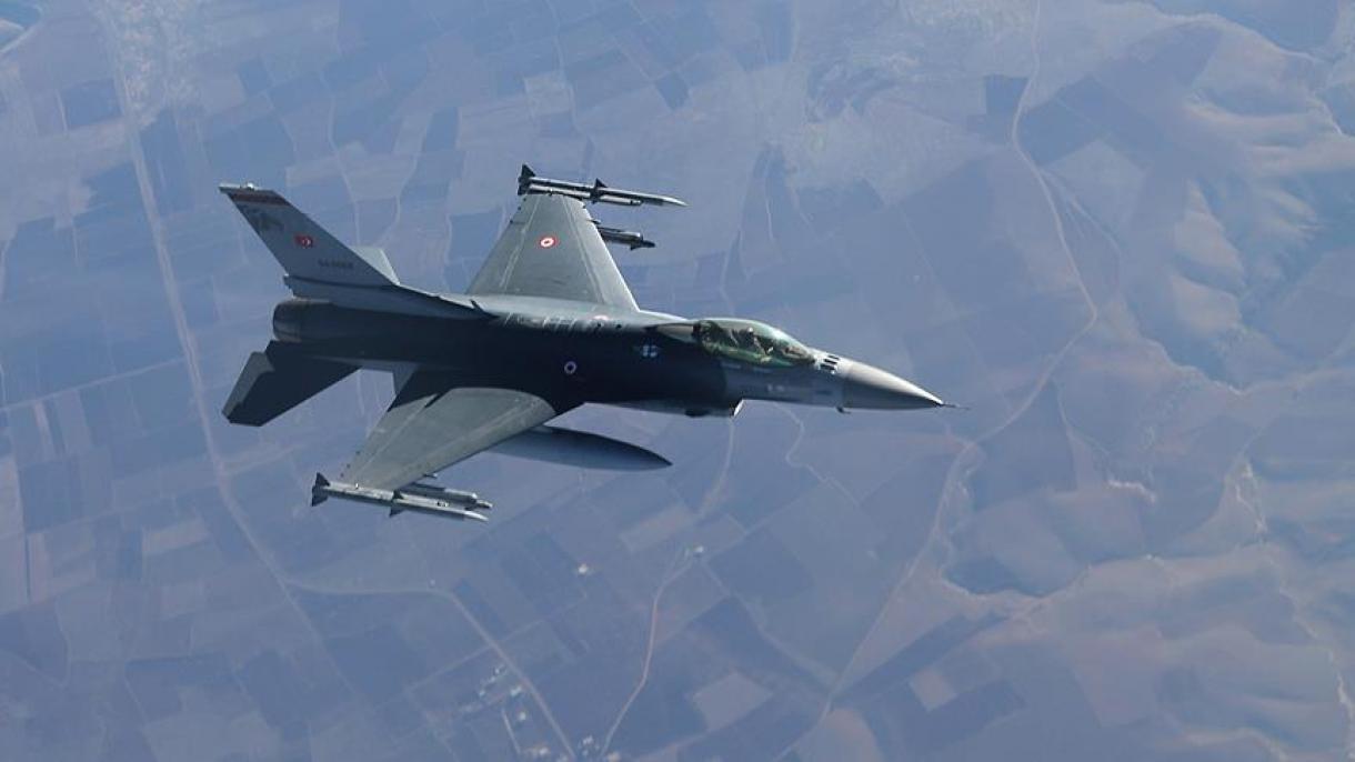 Aviões de caça turcos destroem esconderijos dos terroristas