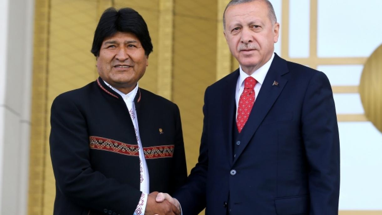 Държавният лидер на Боливия Моралес посети Турция...