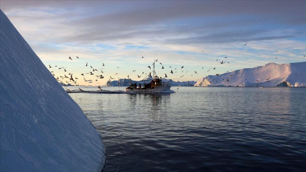 Гренландияда мөңгү ажырап 1 киши каза болуп, 2 киши жараланды