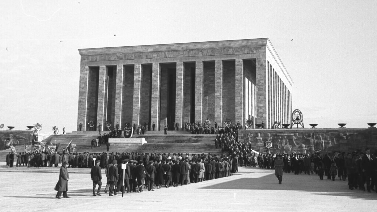 Anıtkabir, el Mausoleo del Gran Fundador Mustafa Kemal Atatürk