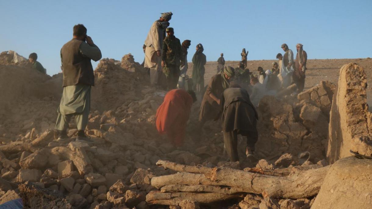 Броят на жертвите на земетресенията в Афганистан вече са 2053...