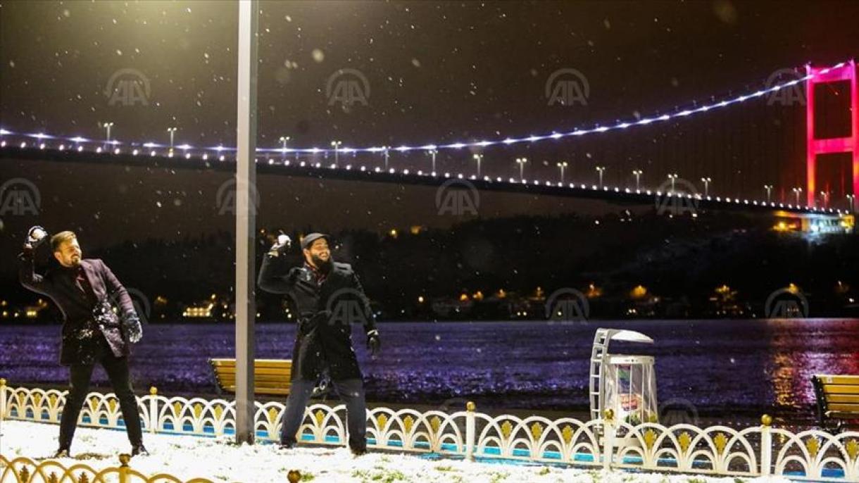 بارش برفهای زمستانی در استانبول