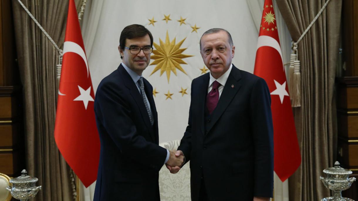 Embajador español en Ankara entrega carta credencial al presidente Erdogan