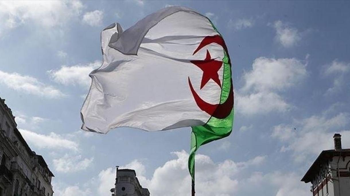 阿尔阿尔及利亚将重新开放其驻乌克兰大使馆