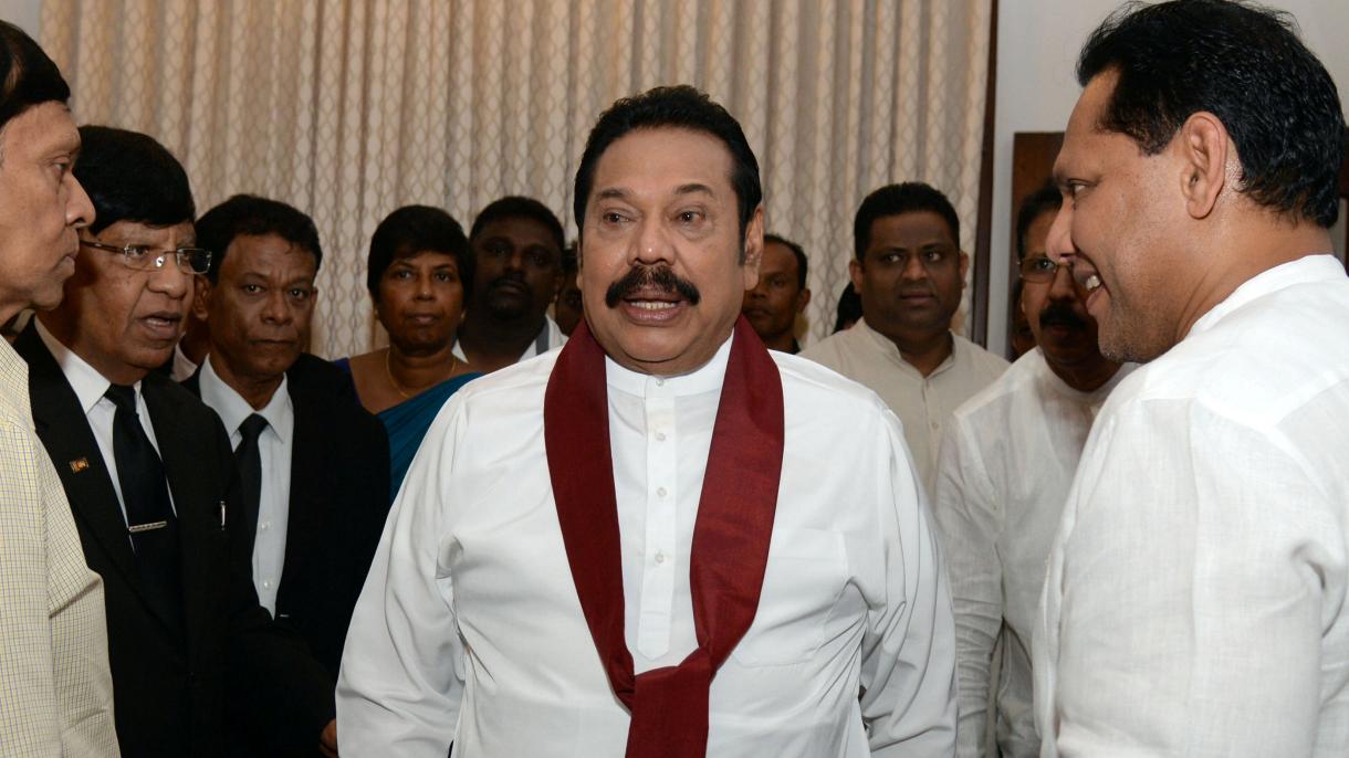 سری لنکا کے صدر گوتابایا راجا پاکسے نے مبینہ طور پر ای میل کے ذریعے اپنے عہدے سے استعفیٰ دے دیا