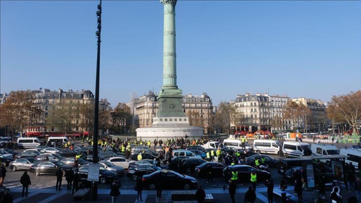 Manifestantes se preparam para novo protesto em Paris