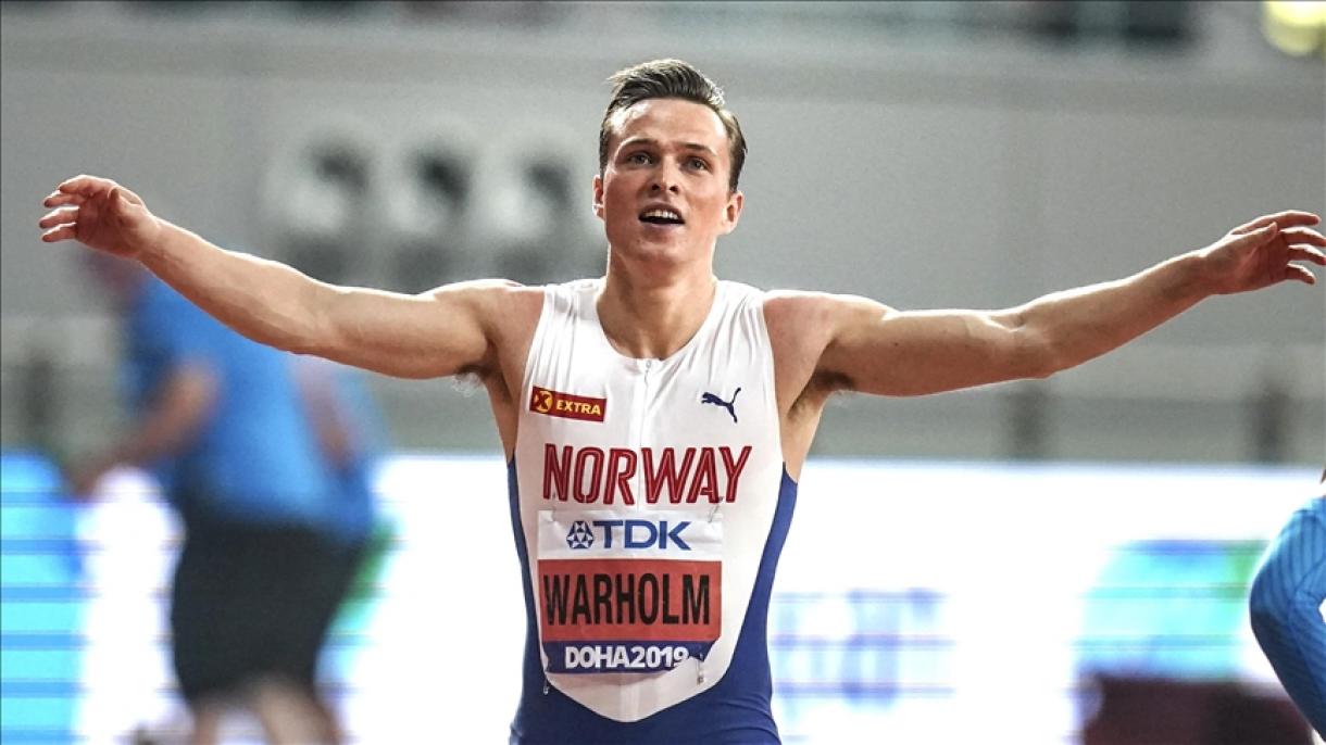 El atleta noruego ha batido el récord mundial con 46,70 segundos en carrera de vallas de 400 metros