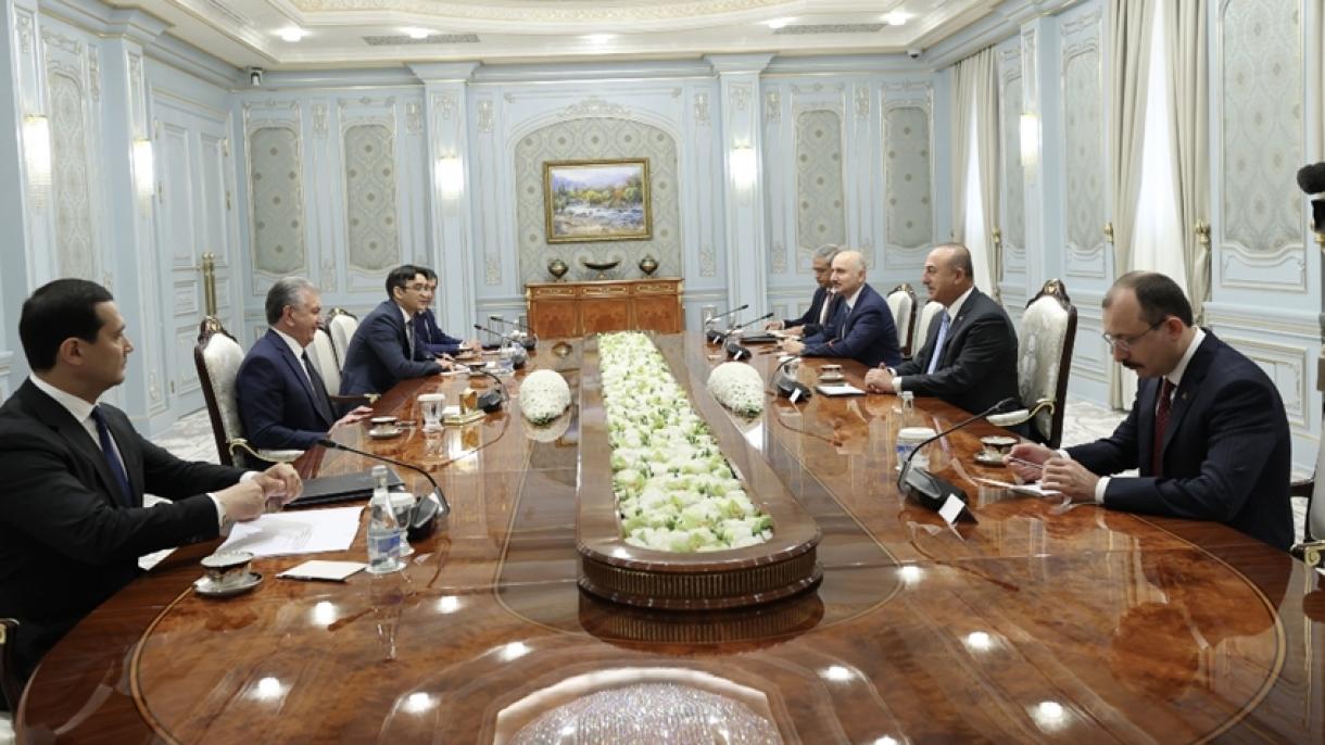 رئیس جمهوری اوزبیکستان هیات تورکیه را به حضور پذیرفت