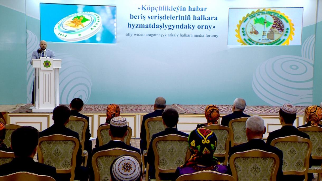 Türkmenistan’da Medya Forumu Düzenlendi..jpg