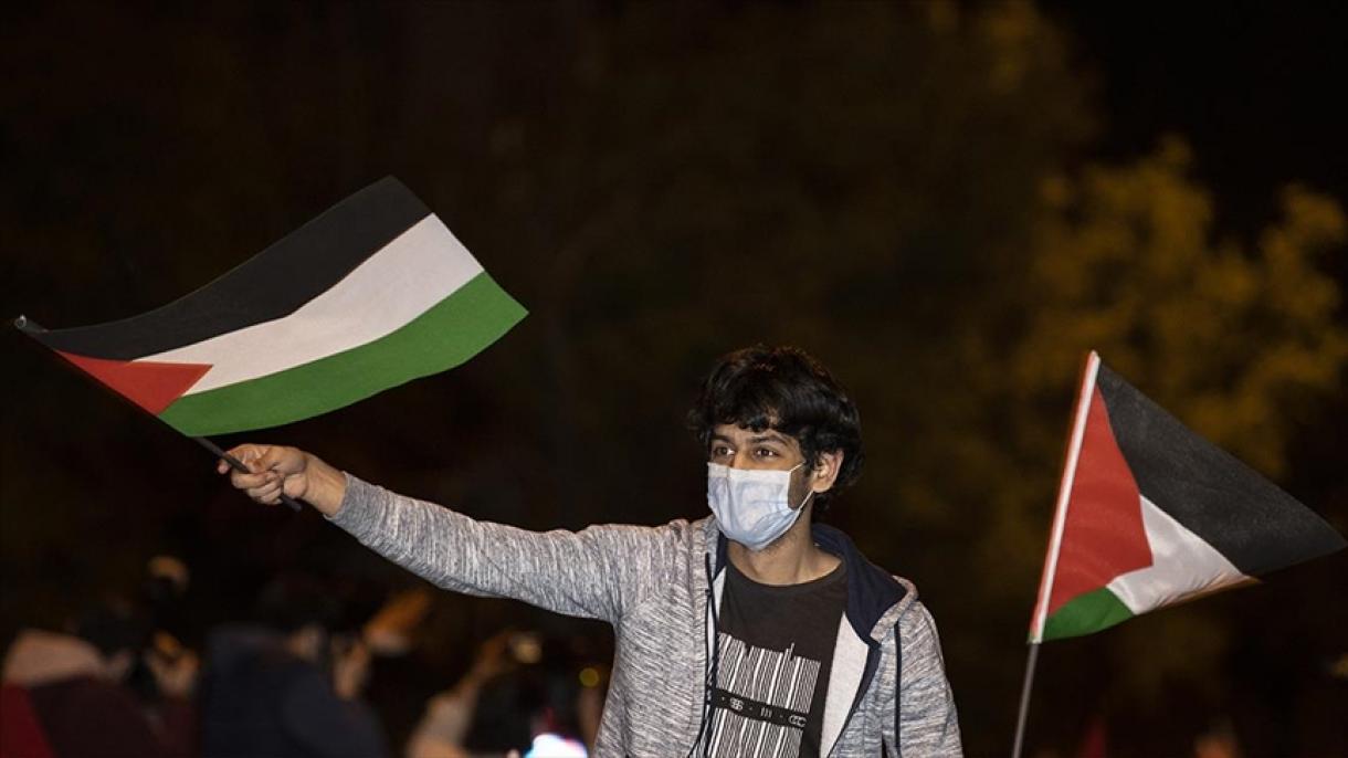 土耳其多地举行示威活动抗议以色列袭击东耶路撒冷巴勒斯坦人