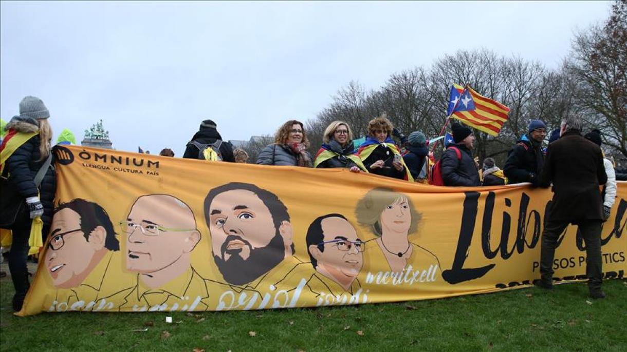 Sànchez y Turull dicen que afrontan "fuertes" segundo día de huelga de hambre