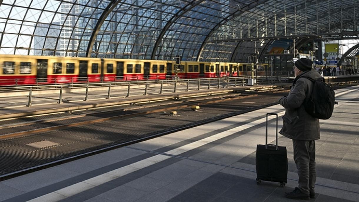 德国130家公共交通公司员工将举行大罢工