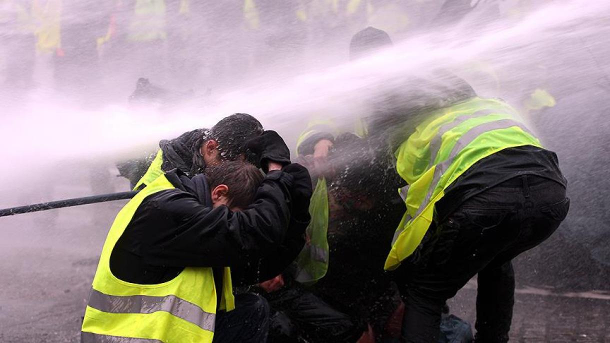 Fransiyada so’l partiyalar,milliy majlisga ishonchsizlik ovozini taqdim etishga tayyorlanmoqda.