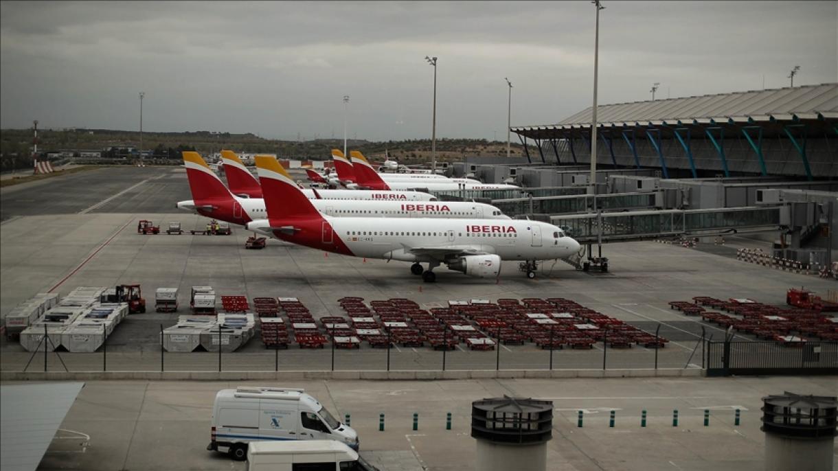 Iberia cancela 444 vuelos por la huelga de trabajadores