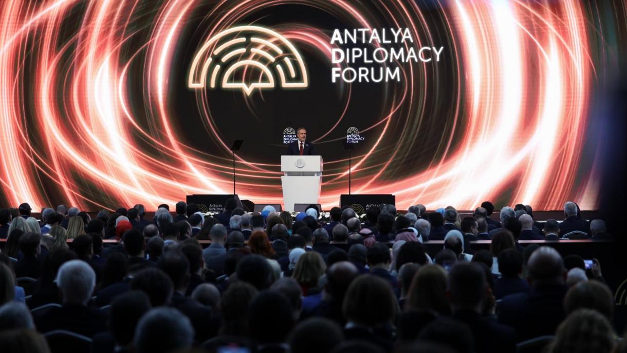 Mesajul ministrului de externe Fidan cu ocazia Forumului de Diplomație din Antalya