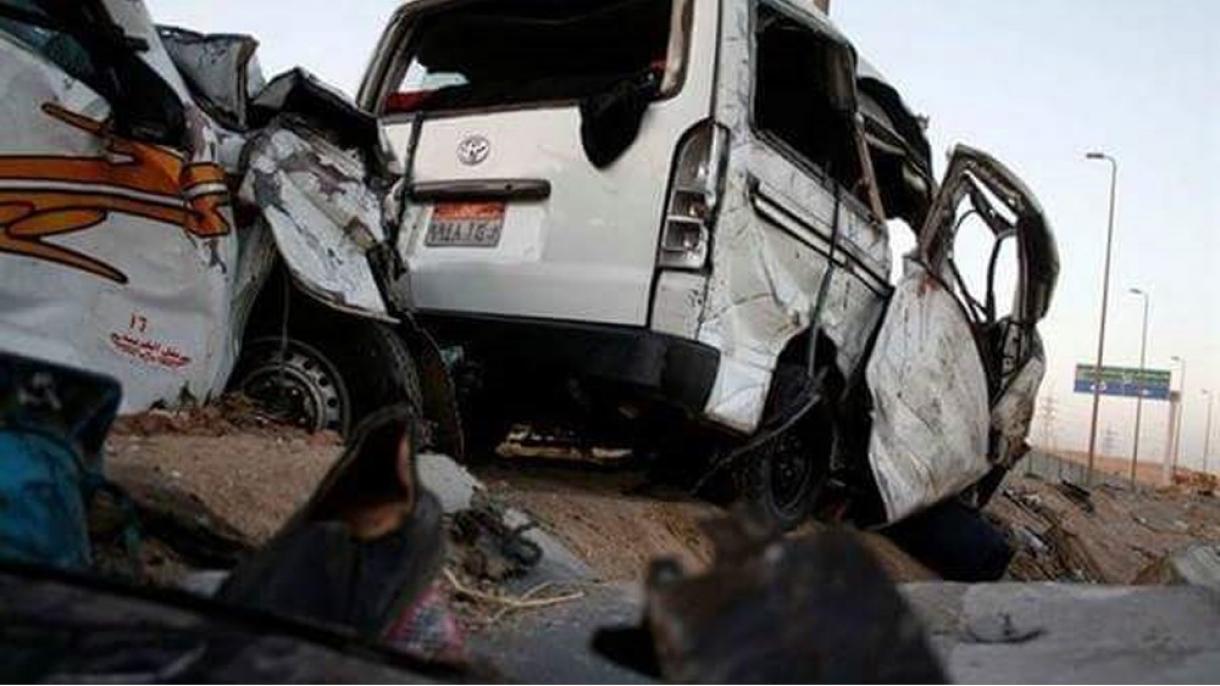 埃及南部发生连环车祸 20名丧生